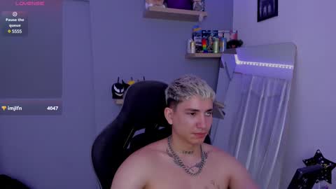 Sebastin online show from March 6, 2025, 3:56 pm