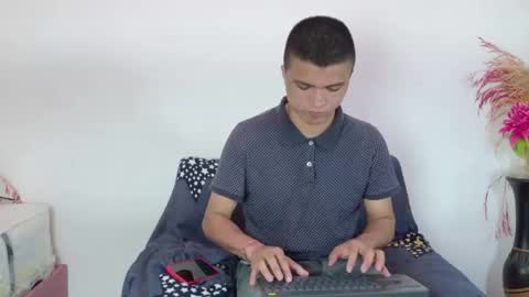 ely online show from April 19, 2026, 2:33 am