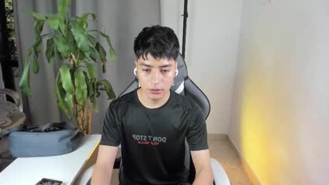 sebastian online show from March 23, 2026, 1:04 pm