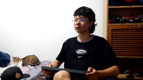 Snapshot of sebasslops chatting on January 8, 2026, 7:21 am Sebas online show from January 8, 2026, 7:21 am