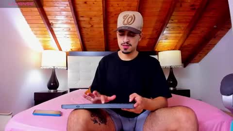 Sebastian Berne online show from March 3, 2025, 7:49 pm