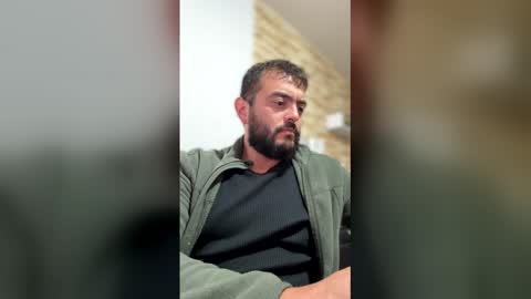 Snapshot of sebastian_ferreira chatting on January 6, 2026, 6:33 pm sebastian_ferreira online show from January 6, 2026, 6:33 pm