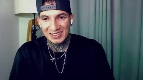 Sebastian online show from November 30, 2025, 1:04 pm