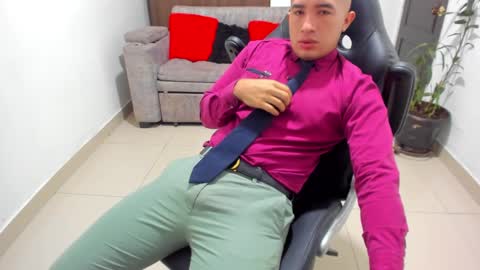 juan  sebastian online show from January 22, 2025, 12:06 pm