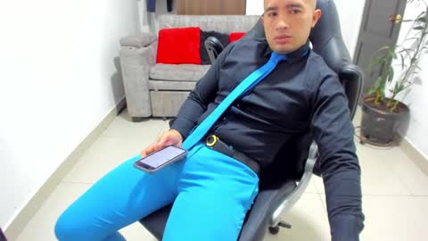 juan  sebastian online show from January 28, 2025, 12:11 pm