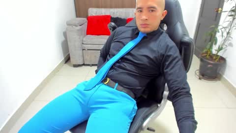 juan  sebastian online show from January 28, 2025, 3:14 pm