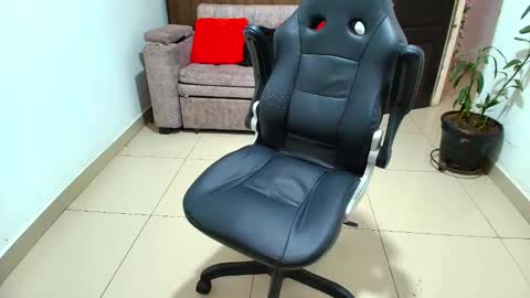 juan  sebastian online show from February 6, 2025, 6:13 pm