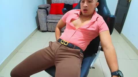 juan  sebastian online show from February 8, 2025, 2:16 pm