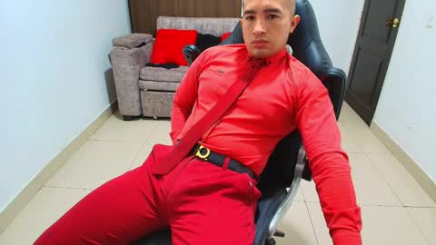 juan  sebastian online show from February 14, 2025, 12:14 pm