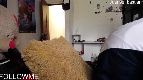 Myystiic online show from February 15, 2025, 5:39 pm