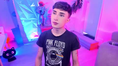 Snapshot of sebastianhilton chatting on March 5, 2026, 2:24 pm . INDEPENDENT MODEL online show from March 5, 2026, 2:24 pm