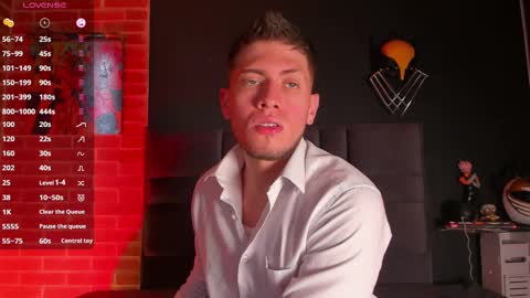 Snapshot of sebastianmaximoff chatting on February 8, 2025, 3:42 pm Sebastian online show from February 8, 2025, 3:42 pm