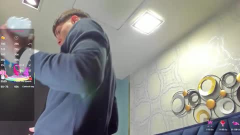 Snapshot of sebastianmaximoff chatting on September 9, 2025, 12:37 pm Sebastian online show from September 9, 2025, 12:37 pm