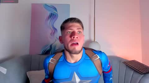 Snapshot of sebastianmaximoff chatting on October 22, 2025, 8:08 pm Sebastian online show from October 22, 2025, 8:08 pm