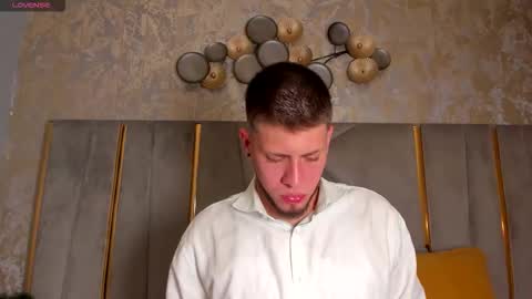 Snapshot of sebastianmaximoff chatting on November 6, 2025, 8:21 pm Sebastian online show from November 6, 2025, 8:21 pm