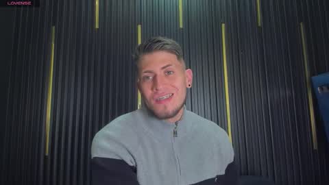 Snapshot of sebastianmaximoff chatting on November 26, 2025, 11:39 pm Sebastian online show from November 26, 2025, 11:39 pm