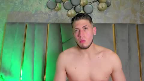 Snapshot of sebastianmaximoff chatting on November 29, 2025, 8:34 pm Sebastian online show from November 29, 2025, 8:34 pm