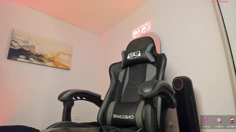 Lucian Sinclair online show from December 27, 2024, 3:42 am