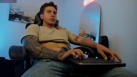 Lucian Sinclair online show from January 16, 2025, 12:55 am