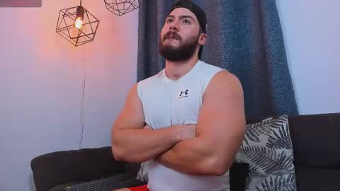 Instagram jeanpaulfit  online show from March 21, 2026, 11:08 pm