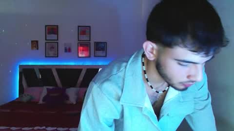 Sebas online show from March 2, 2026, 8:04 pm