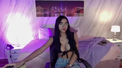 Snapshot of secret_ashley chatting on May 22, 2026, 8:25 pm ASHLEY online show from May 22, 2026, 8:25 pm
