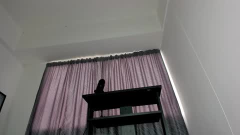 Snapshot of secret_daniell1 chatting on February 19, 2025, 3:27 pm Daniela online show from February 19, 2025, 3:27 pm