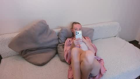 Snapshot of secret_dreams_ chatting on June 24, 2026, 7:13 pm Amanda and pair in a real life we love each other but can play with you online show from June 24, 2026, 7:13 pm