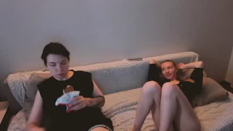 Snapshot of secret_dreams_ chatting on July 8, 2026, 11:26 am Amanda and pair in a real life we love each other but can play with you online show from July 8, 2026, 11:26 am