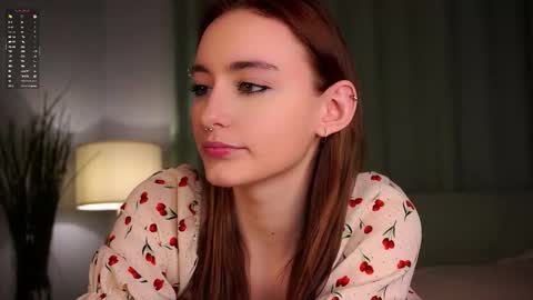 Snapshot of secrethustle chatting on January 12, 2026, 11:26 am Lily online show from January 12, 2026, 11:26 am