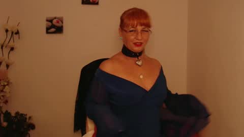 Snapshot of secretrosemary chatting on December 1, 2024, 7:14 pm SecretRosemary online show from December 1, 2024, 7:14 pm