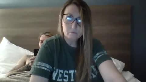 secretskyla online show from October 17, 2025, 3:20 am