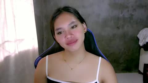 seducive_allea online show from March 27, 2026, 2:06 am