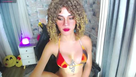 Snapshot of seduction_of_medusaxx chatting on January 28, 2025, 3:47 am Medusa online show from January 28, 2025, 3:47 am