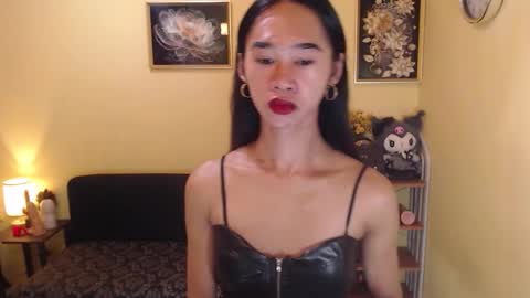 ashly online show from September 22, 2025, 6:26 am