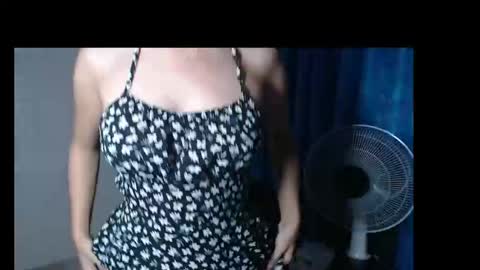 Snapshot of seductive_chailyn chatting on January 10, 2025, 11:43 am just call me baby online show from January 10, 2025, 11:43 am
