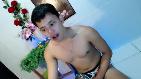 Snapshot of seductive_maxxx chatting on June 13, 2026, 9:07 am Max online show from June 13, 2026, 9:07 am