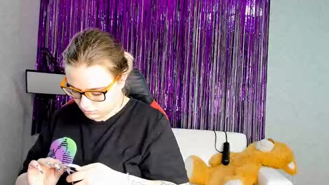 seductive_she_wolf online show from March 10, 2025, 6:59 am