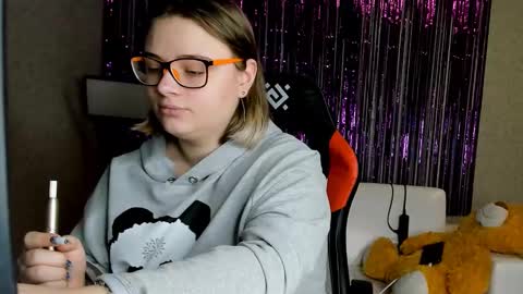 seductive_she_wolf online show from March 11, 2025, 6:19 pm