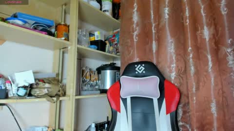 seductive_she_wolf online show from April 2, 2026, 8:39 pm