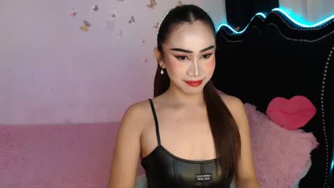 Vanessa online show from March 8, 2025, 6:37 pm