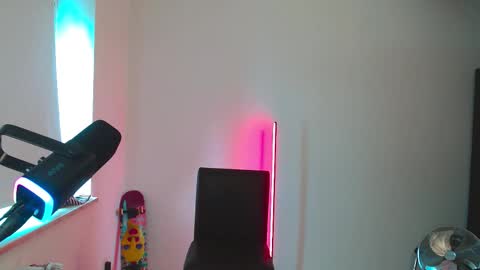 Snapshot of seductivebitxh chatting on September 20, 2025, 11:22 am May online show from September 20, 2025, 11:22 am