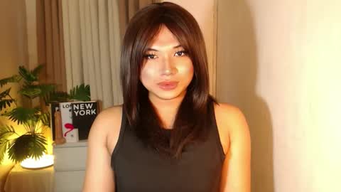 Deluxe online show from November 26, 2025, 10:33 pm