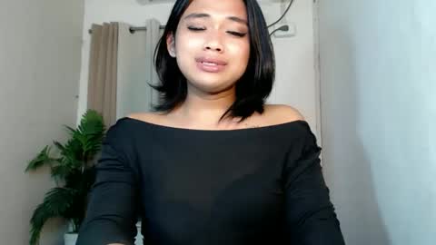 Deluxe online show from May 15, 2026, 2:40 am
