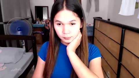 Snapshot of seductivemegoftheworld_ chatting on June 10, 2026, 5:07 am MEG online show from June 10, 2026, 5:07 am