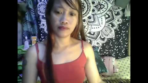 Snapshot of seductress_petite chatting on December 4, 2025, 11:35 pm martha online show from December 4, 2025, 11:35 pm