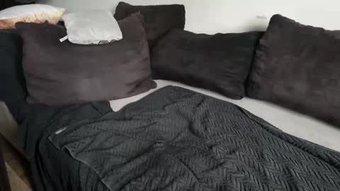 seeme1923 online show from December 17, 2024, 11:06 am