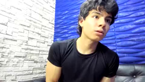 Snapshot of seigfried0 chatting on March 29, 2026, 11:49 pm Seigfried online show from March 29, 2026, 11:49 pm