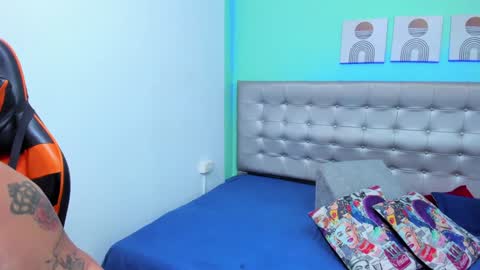 Selena online show from January 24, 2025, 9:47 pm