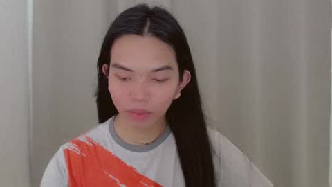 Snapshot of selena_fuckdoll chatting on December 18, 2024, 3:15 am Selena online show from December 18, 2024, 3:15 am